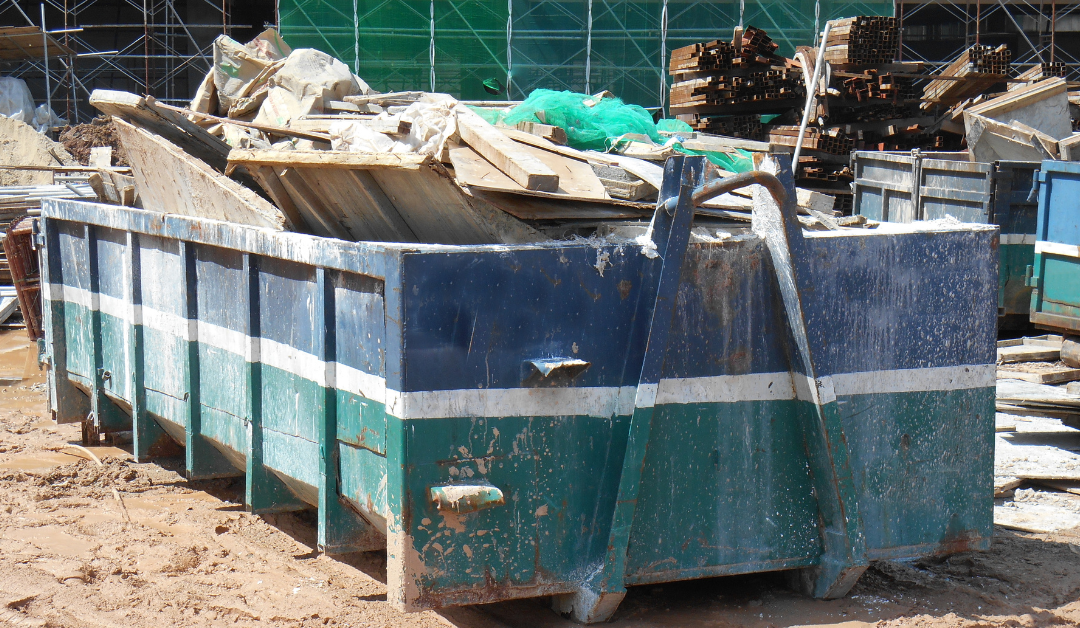 Construction Dumpsters vs Regular Dumpsters: Why Construction Sites Need Special Dumpsters
